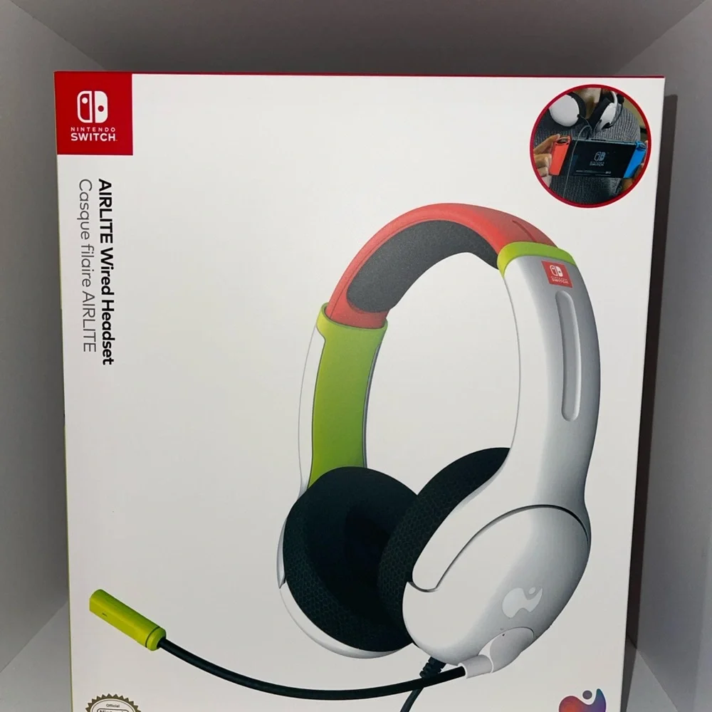 AIRLITE Wired Headset for Nintendo Switch - White and Green